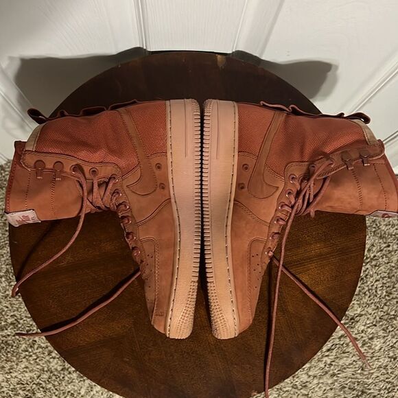 🔥🔥 NIKE AIR FORCE 1 SF  Women Size 8.5 - DUSTY PEACH 857872-202 - EUC - *Read* - Picture 9 of 16